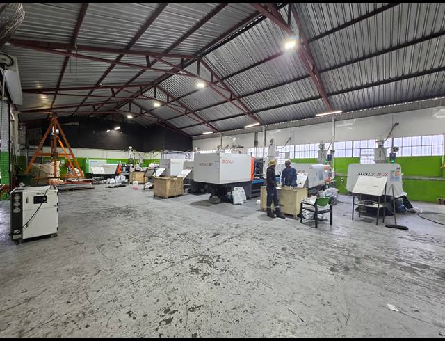 3,600M² FACTORY FOR SALE IN ANDERBOLT